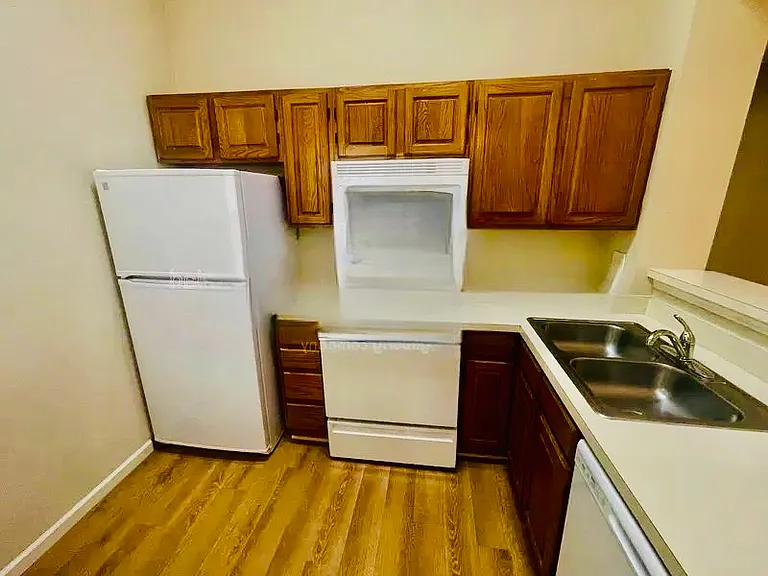 3607 McCuiston Rd #64 — Photo 8