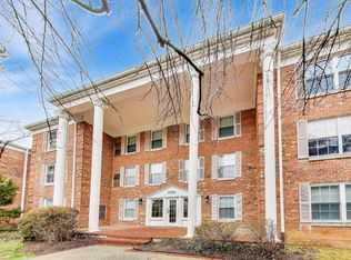 7721 Tremayne Pl APT 113, McLean, VA 22102