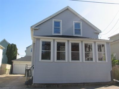 94 Fruit St, New Bedford, MA, 02740