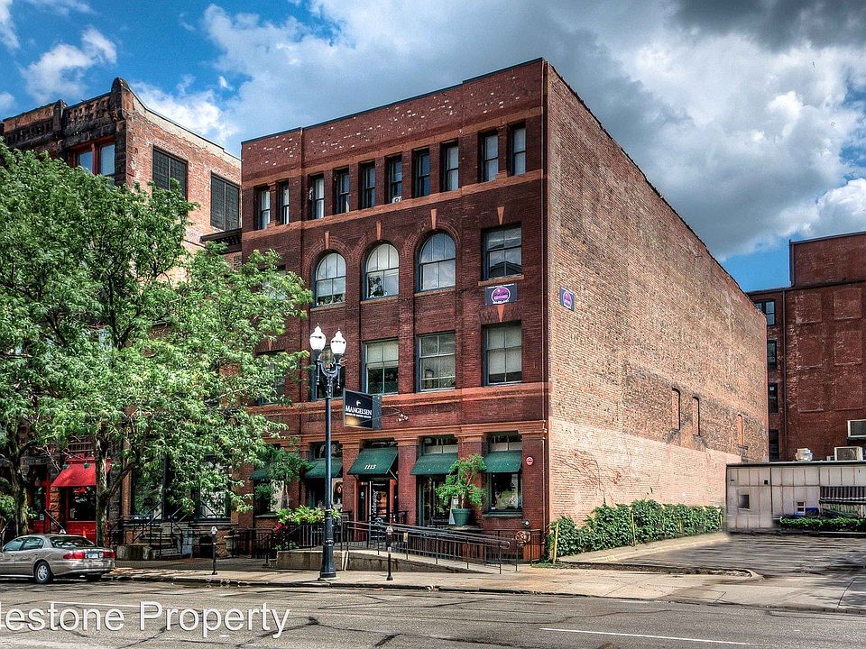 1st image of 1115 Harney St APT 405