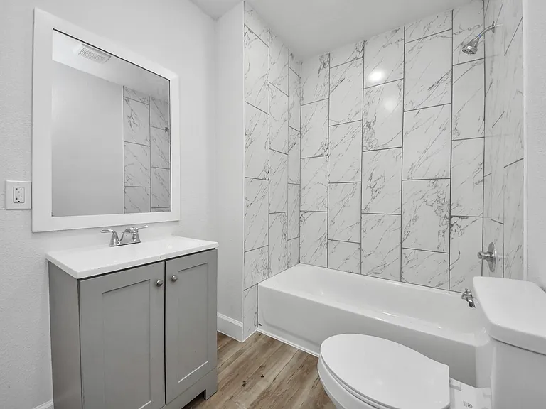 7021 Canal St #A — Photo 19