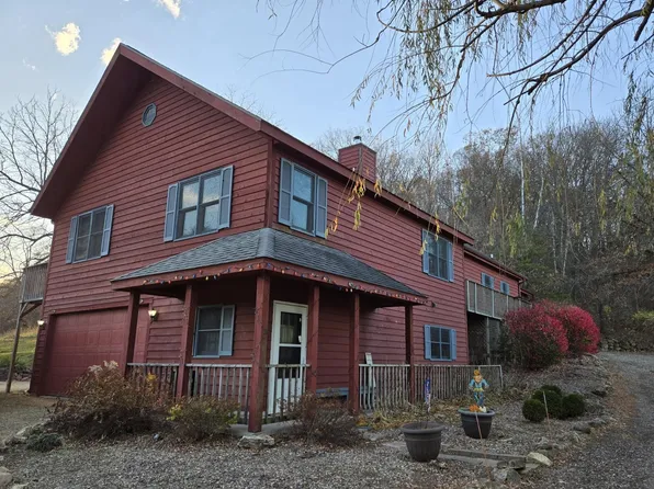 N5565 Town Shop Rd, Elroy, WI 53929