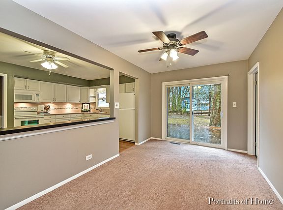 5th image of 22W423 Ironwood Dr