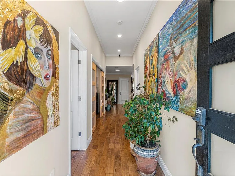 1055 W McKinley Ave — Photo 8