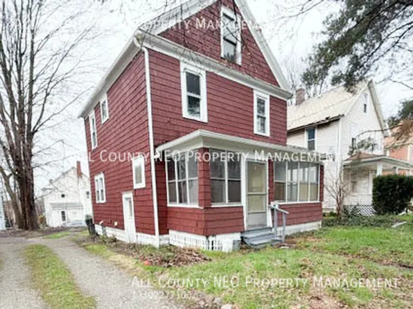 518 Rentschler St, Akron, OH 44304