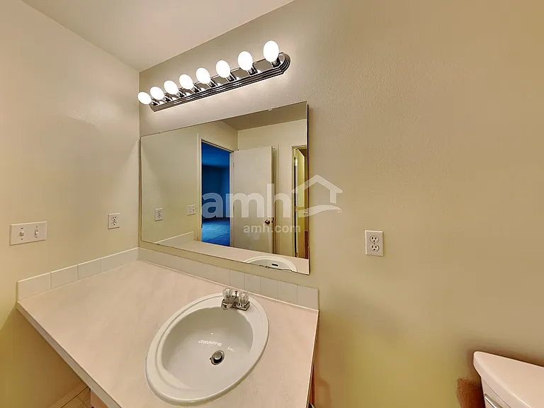 5008 S Mullen St — Photo 14