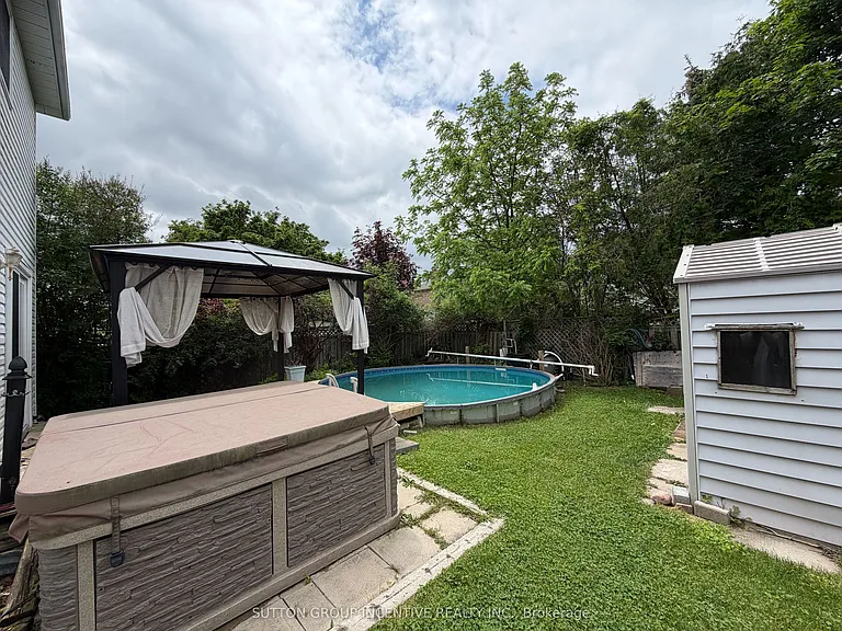 90 Moon Dr — Photo 30