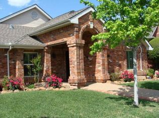 925 McCoy Dr, Irving, TX 75062
