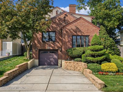 713 Edgegrove Ave, Staten Island, NY, 10312