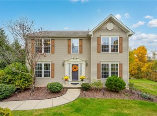 237 Blue Jay Dr, Canonsburg, PA