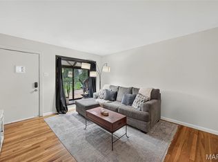 347 Lillian Ave, Saint Louis, MO 63122