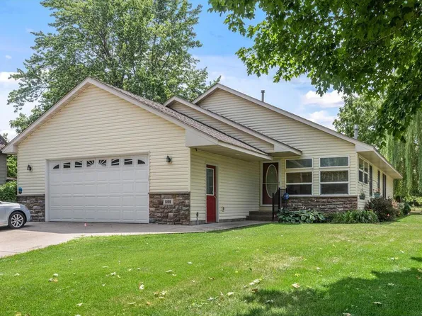 606 W 4th St, Monticello, MN 55362