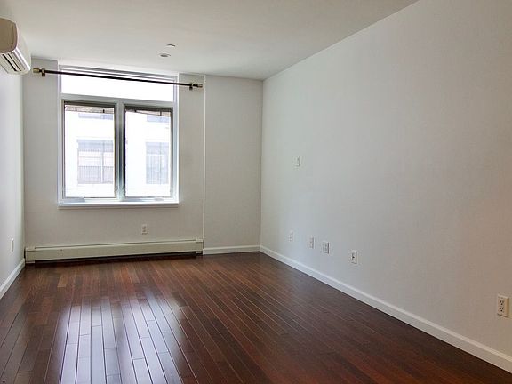 5th image of 87 Elizabeth St