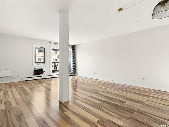 5th image of 2275 McIntyre St #206