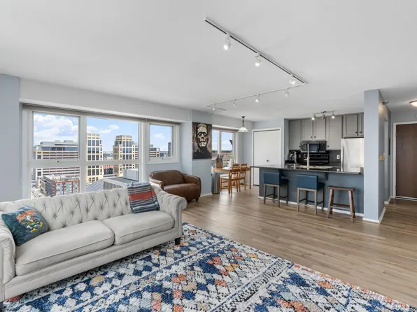433 S 7th St APT 1801, Minneapolis, MN 55415