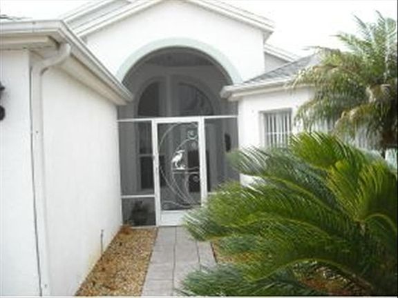 2nd image of 6943 Hammock Trace Dr