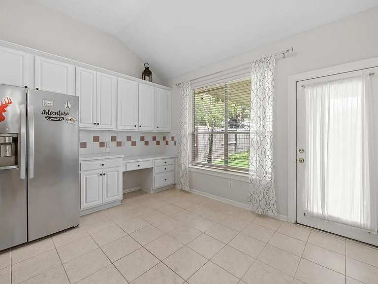 23818 Indian Hills Way — Photo 14