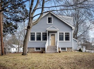 4 Arcadia Rd, Natick, MA 01760