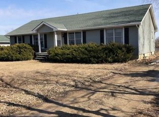 1202 Union Rd, Lawrence, KS 66044