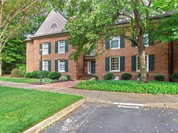 214 Woodmere Dr APT B, Williamsburg, VA 23185