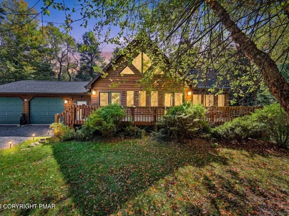 2354 Forest Dr W, Pocono Lake, PA 18347