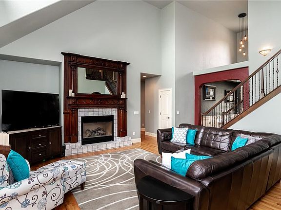 5th image of 5230 S Shadow Valley Ct