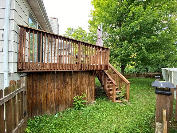 4th image of 5168 Kings Park Dr