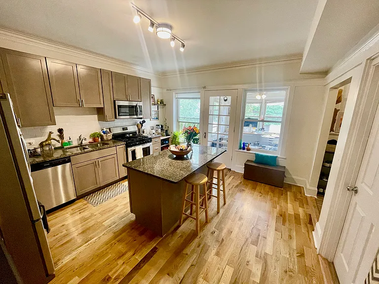 Beautiful kitchen with island, lots of cabinet space