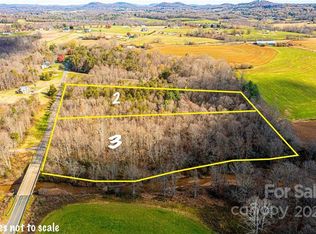 2 Zeb Watts Rd, Taylorsville, NC 28681