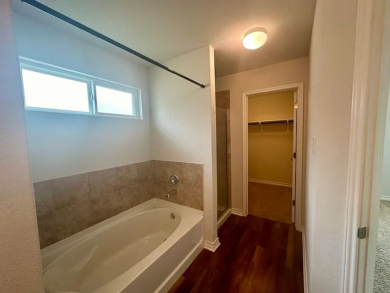 9102 Jersey Stone — Photo 27