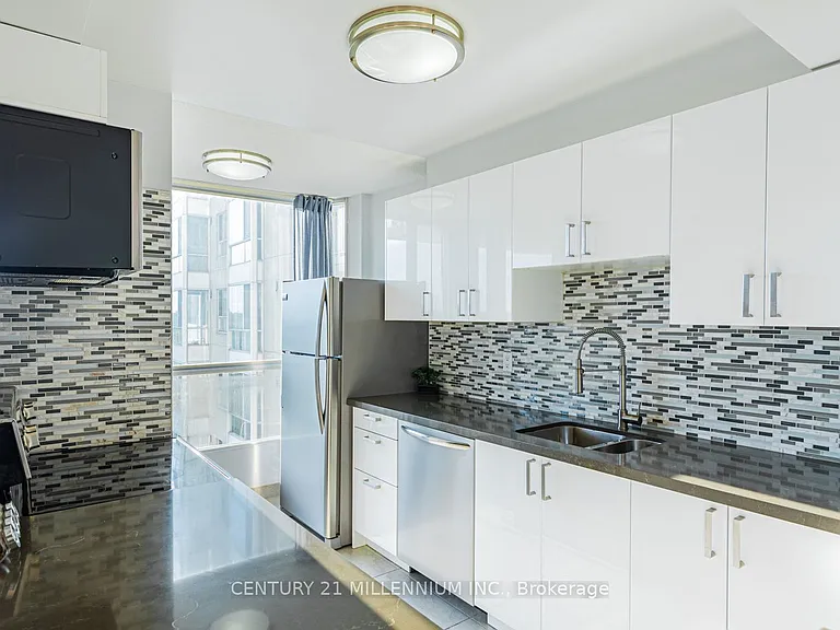 3077 Weston Rd #807 — Photo 3