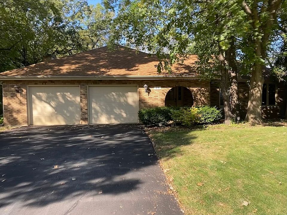 1st image of 25 Wildwood Dr