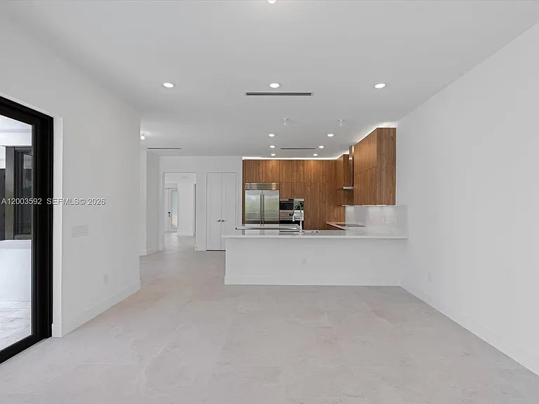 19602 NE 14th Ct — Photo 50