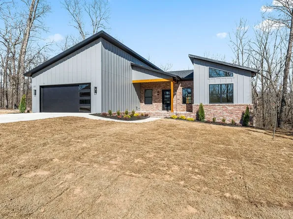 13 Horncastle Dr, Bella Vista, AR 72714