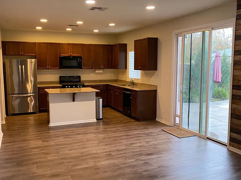 7649 Chappelle Way — Photo 3