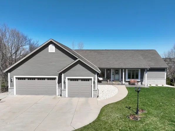 932 West Monroe AVENUE, Hartford, WI 53027