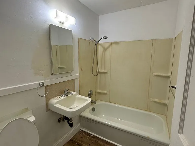 620 W Fairhaven St — Photo 3