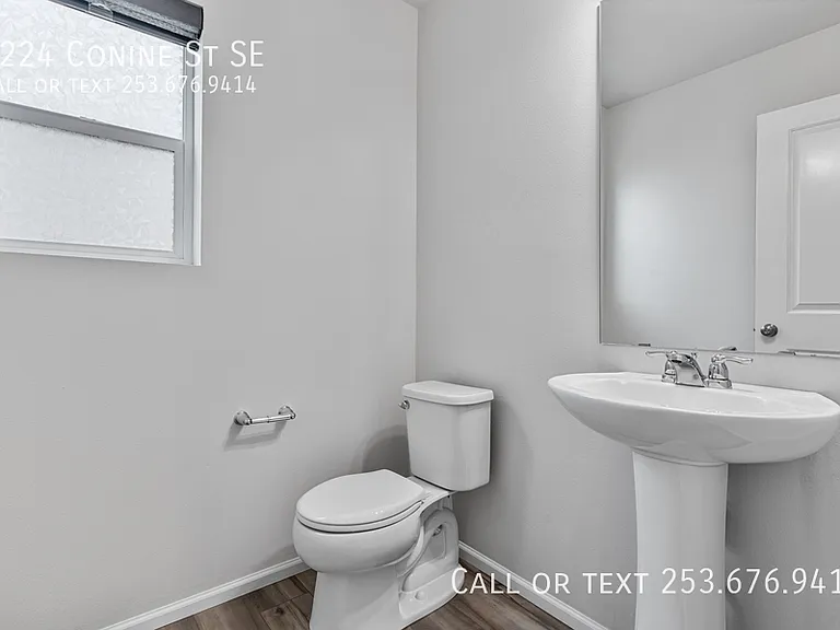 9224 Conine St SE — Photo 13
