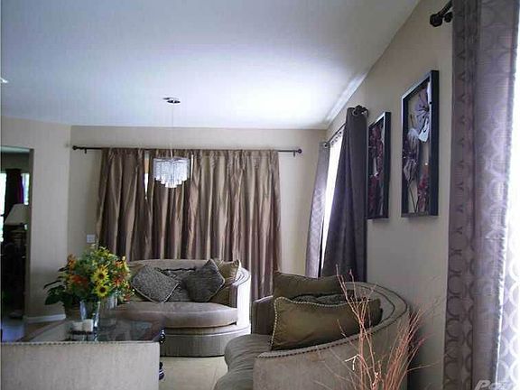 20150903191230180165000000-o