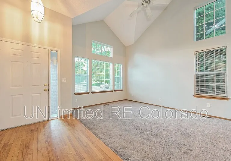 4871 S Bahama Way — Photo 2