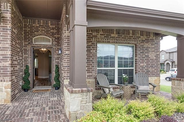 1st image of 15600 Carlton Oaks Dr