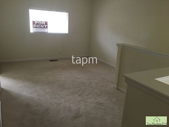 5th image of 3329 Apple Blossom Ln Unit 3