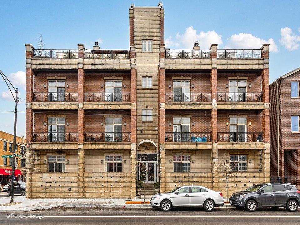 2nd image of 2635 W Lawrence Ave #2B