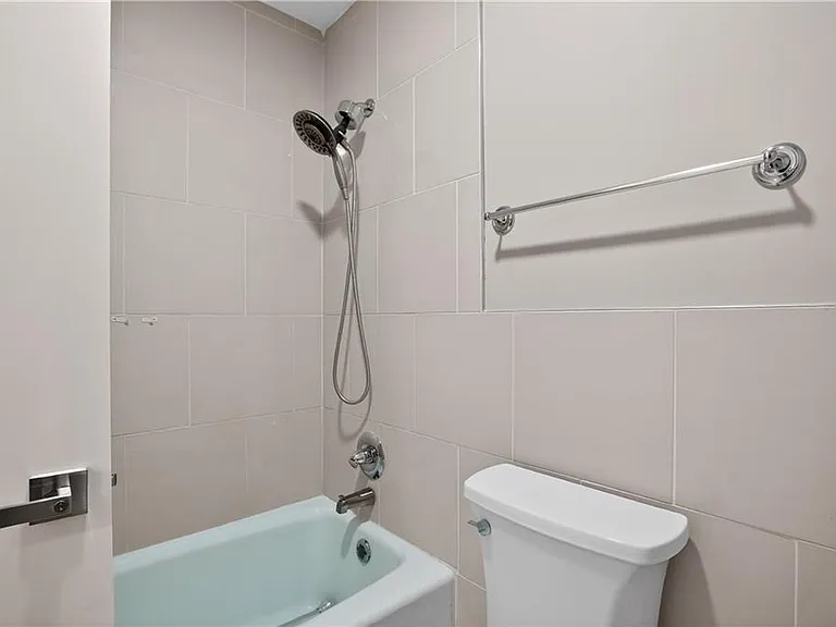 105 Glen Acres Ct — Photo 14