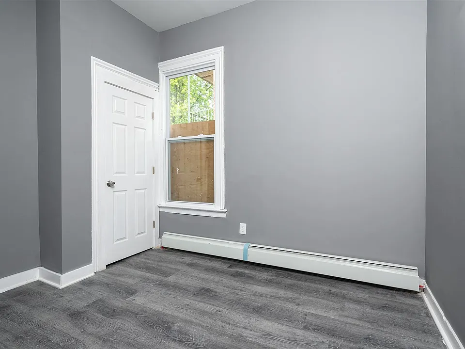 223-1st-floor-004