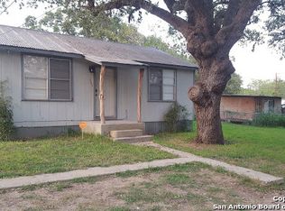 308 Bensdale Rd, Pleasanton, TX 78064