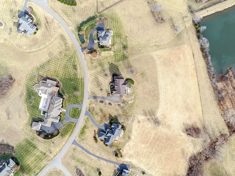 585 Ragged Mountain Dr — Photo 64