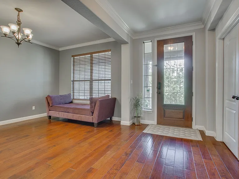 12221 Montclair Bnd — Photo 4