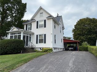 603 Colton Ave, Newark, NY 14513