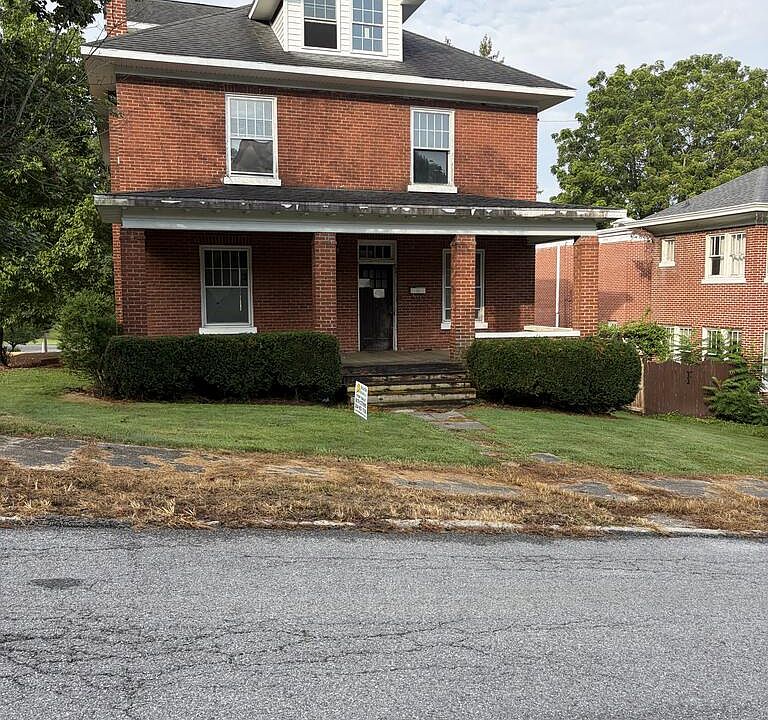 1st image of 1924 Jefferson St